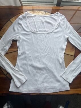 Square neck white long sleeve